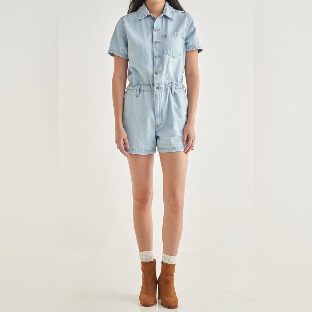 Levi's NWT Heritage denim short sleeve romper